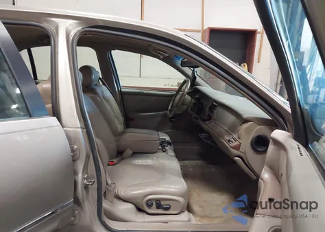 2000 Buick Park Avenue z USA, uszkodzony, nr VIN 1G4CW52K3Y4145153